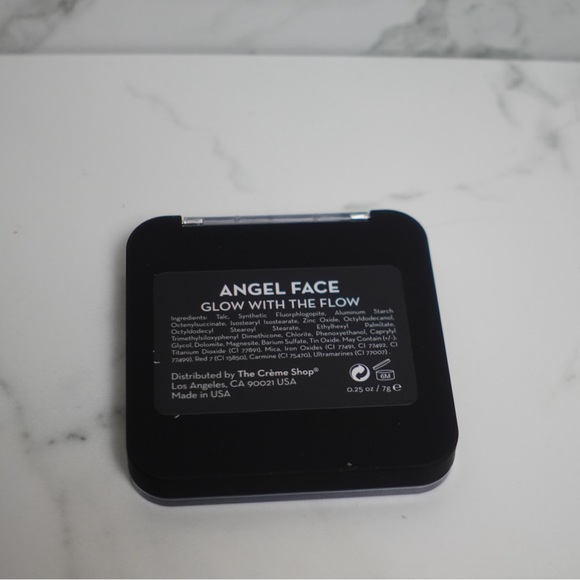 The Crème Shop Powder‎ Highlighter - Picture 7 of 7